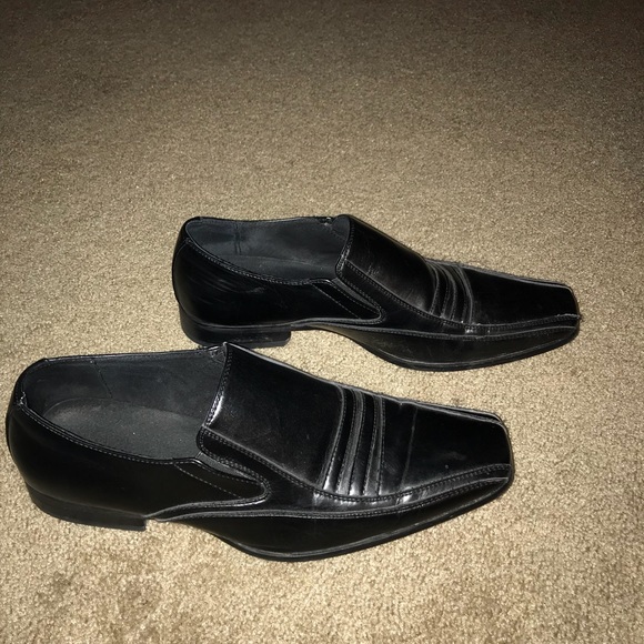 New dress shoes - Picture 3 of 4